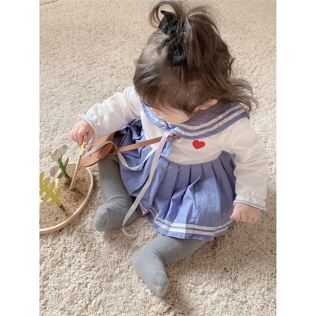 Áo Liền Quần In Hình Trái Tim Đáng Yêu Cho Bé