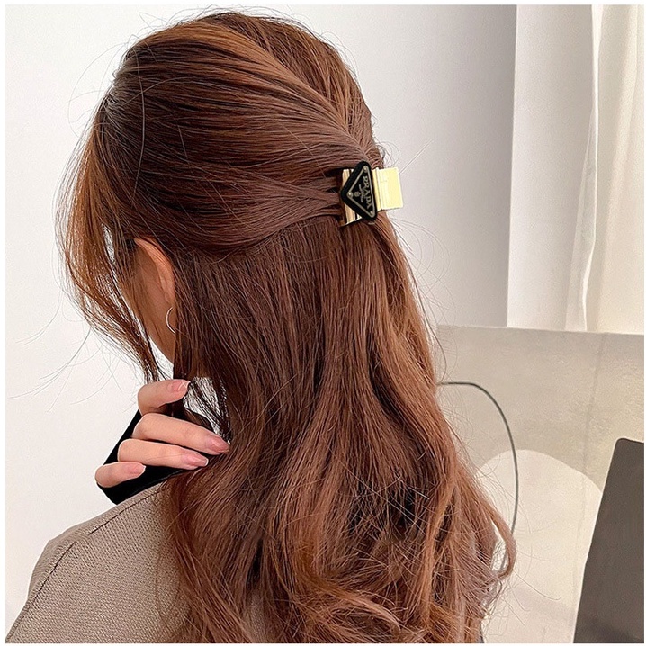 Kẹp Tóc Hình Tam Giác Mini Thiết Kế Tinh Tế Sang Trọng Thời Trang