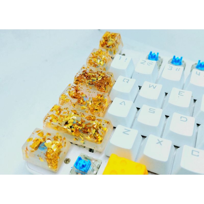 Set 6 Keycap resin lá vàng trang trí bàn phím cơ gaming