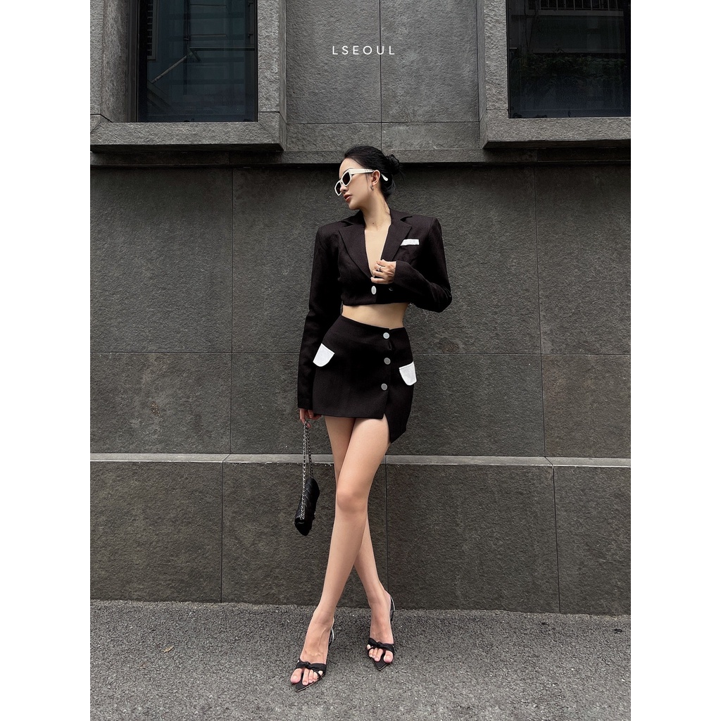 Set Áo Vest Blazer Croptop + Chân Váy Túi Giả LSEOUL B1207 Vải Bố Sang Trọng Thanh Lịch Cá Tính