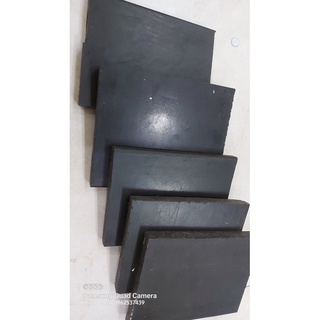 Thớt nhựa, tấm lót nhựa đê kê đục lỗ,đóng khoen,đóng nút dày 1.5,3,4,5cm size 10x15,15x20,20x25cm màu đen, trắng