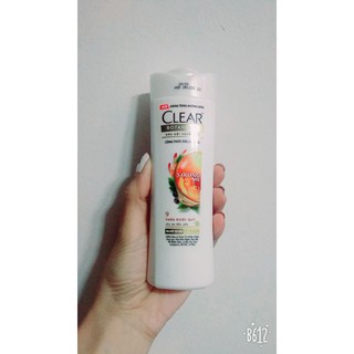 Dầu gội Clear thảo dược dành cho nữ 70ml