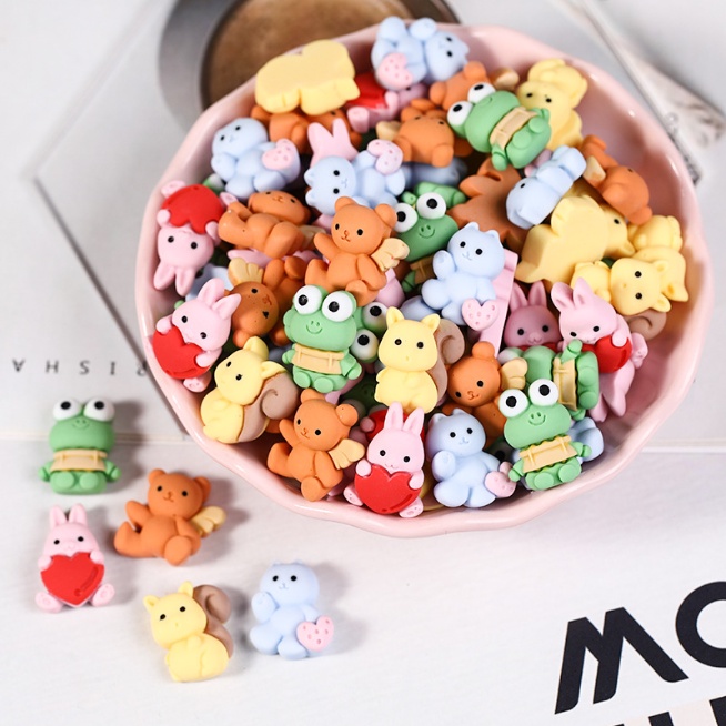 Sticker jibbitz gắn dép Crocs hình thỏ hồng, ếch xanh, sóc vàng, gấu nâu