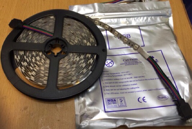 Cuộn Led Dán 7 Màu GRB 12V Có Điều Khiển,Đèn led tiktok IP66,Thay đổi hiệu ứng,màu theo điều khiển