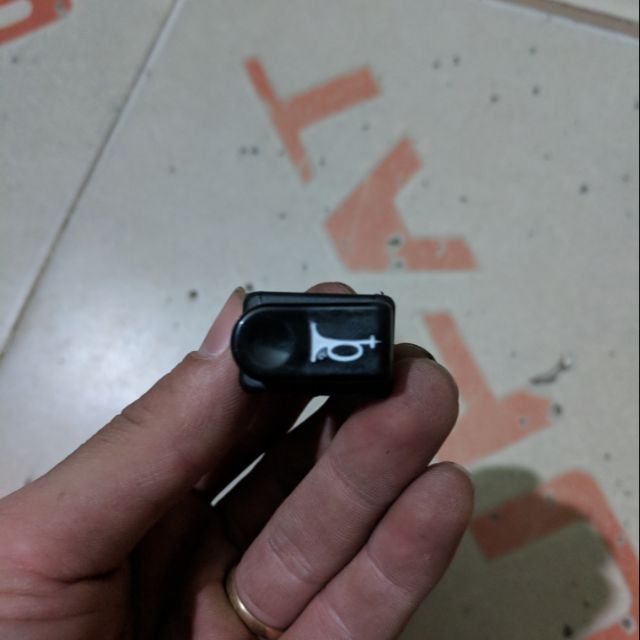 Công Tắc Còi RS