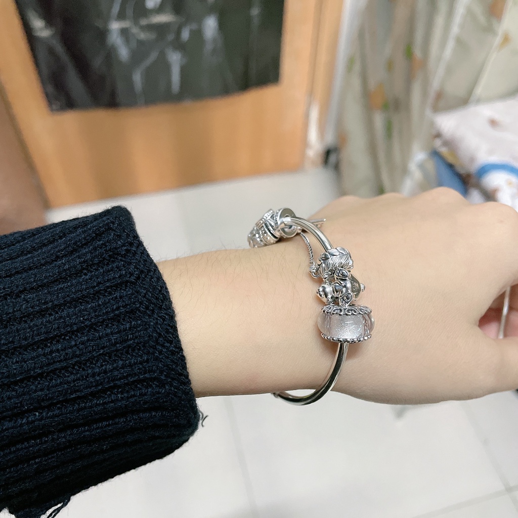 Charm hạt thủy tinh óng ánh