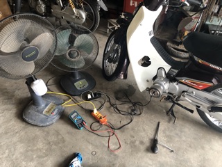 Bộ Phát Điện Gắn Xe Máy