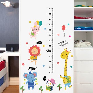 Decal dán tường đo chiều cao huơu và các bạn ngộ nghĩnh