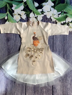 ÁO DÀI PHỐI CÔNG HẠT TRAI BÉ GÁI
