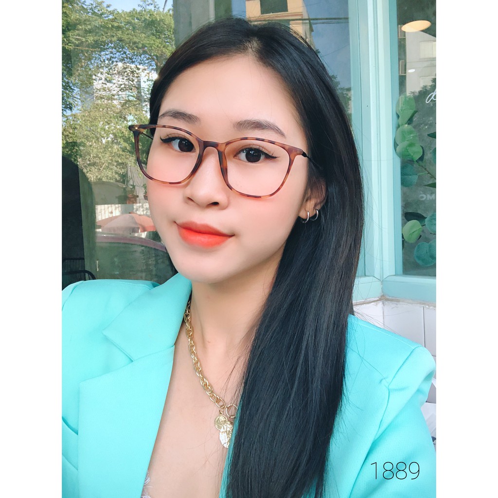 Gọng kính cận nam nữ LILYEYEWEAR mắt vuông , chất liệu nhựa thanh mảnh nhẹ nhàng dễ đeo 1889