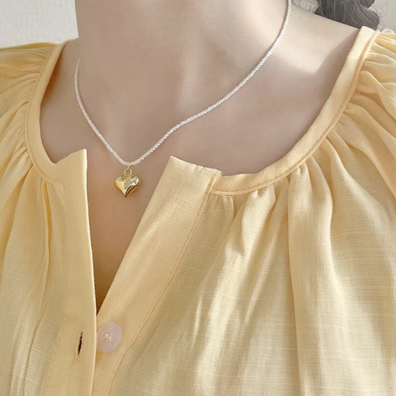 Vòng cổ Mặt Trái Tim Đính Đá Lấp Lánh Sang Trọng