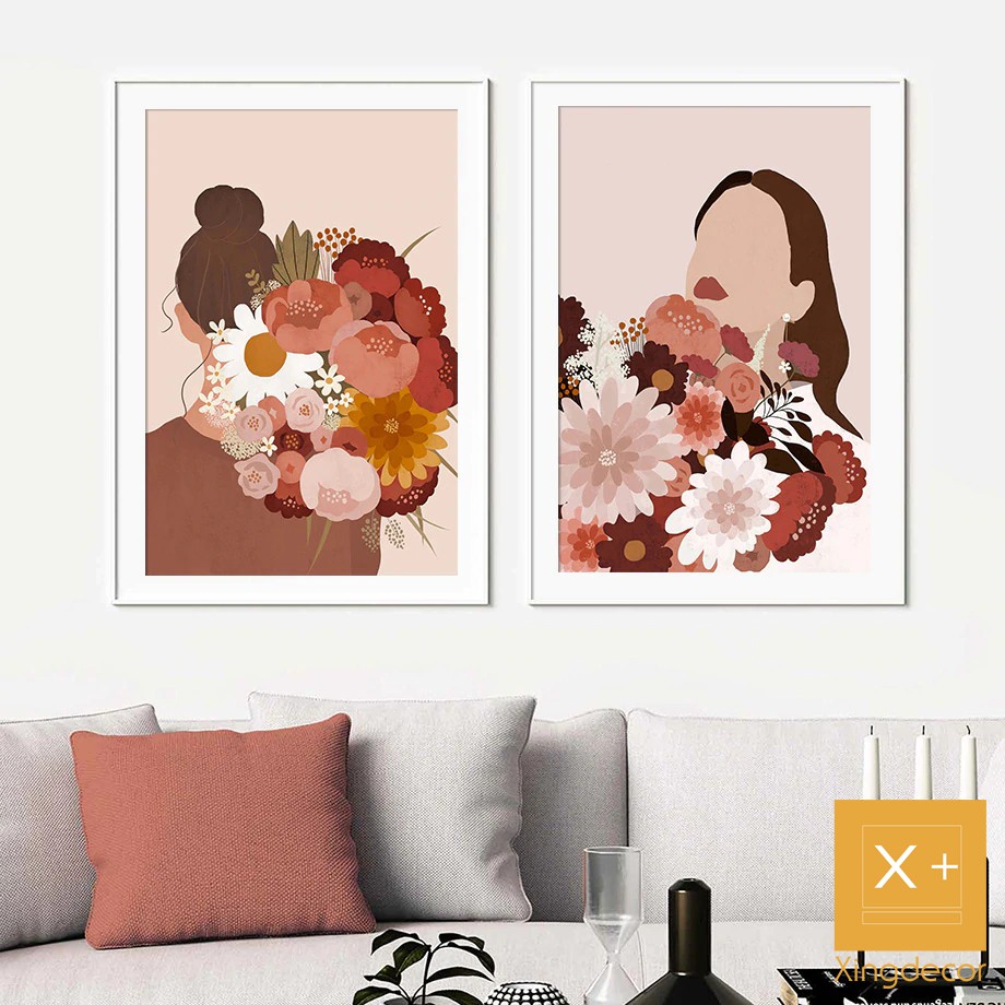 Bộ 2 tranh decor treo tường hình cô gái ôm hoa, tranh treo tường có đinh tặng kèm.