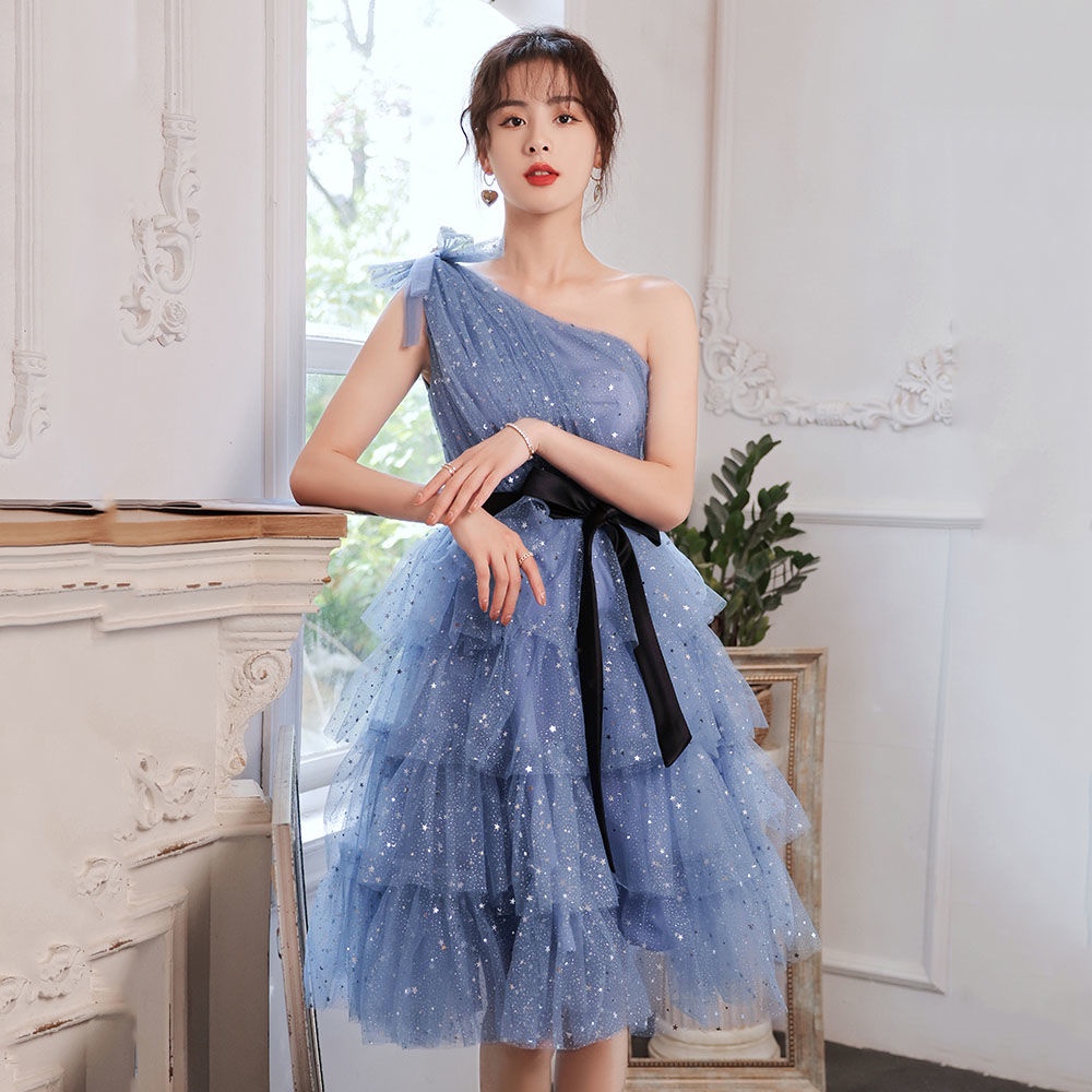 Đầm Dạ Hội Phong Cách Thời Trang Mới 2022 Cho Nữ 18 Tuổi