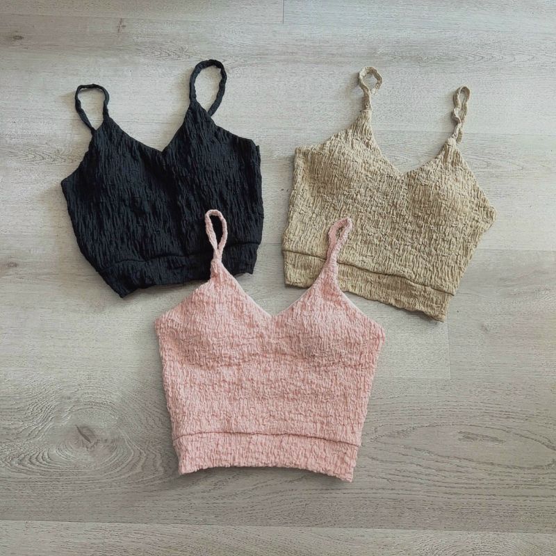 Áo croptop 2 dây vải xốp màu nhẹ nhàng