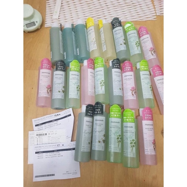 Nước Hoa Hồng Không Cồn Mamonde Toner Chiết Xuất Hoa Cúc 250ml