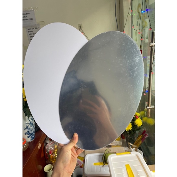 Gương dẻo dán tường mẫu tròn size 20*40cm
