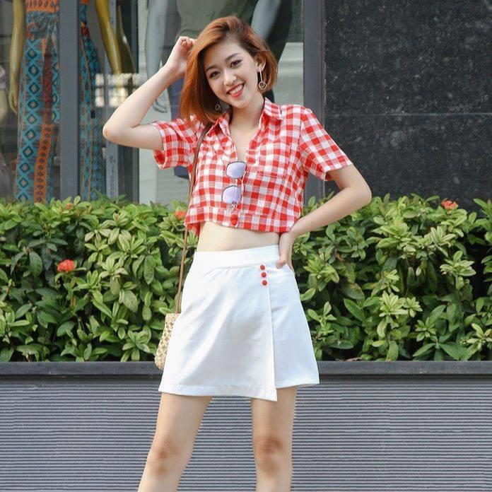 💖Freeship💖Set croptop kẻ caro, áo cổ đức trẻ, cúc bọc vải áo, nẹp đai dáng suông lửng, Quần sooc giả váy