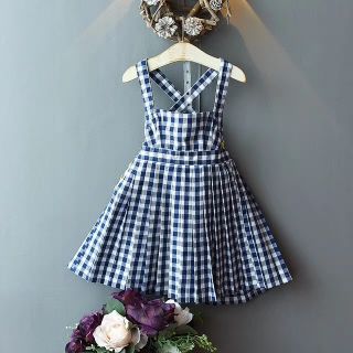 Đầm yếm bé gái