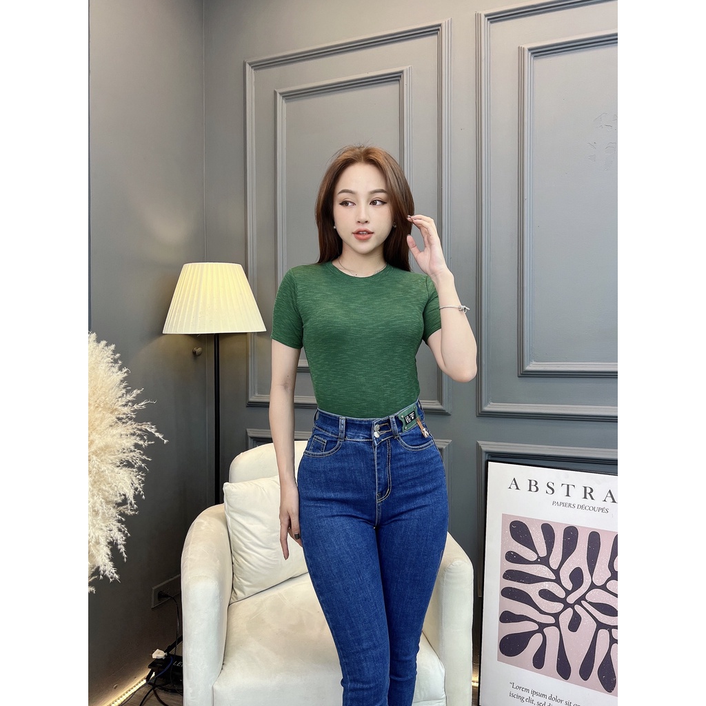 Áo thun trơn cổ tròn ngắn tay CRAZYTEEN ôm body AT0202 | BigBuy360 - bigbuy360.vn