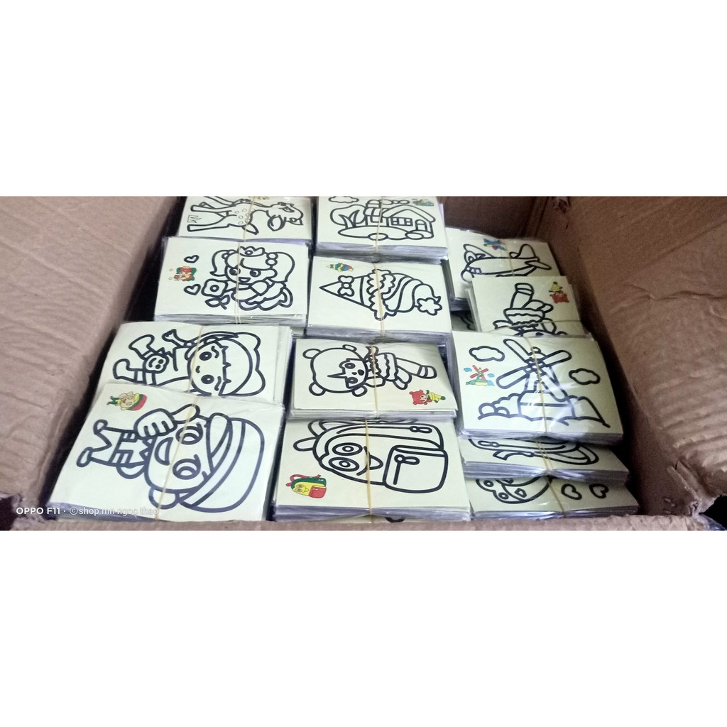 Tranh cát nhí nền vàng  nhiều mẫu