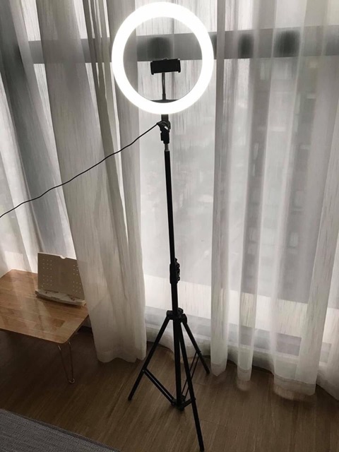 Đèn livestream size 26cm bán hàng online, spa, makeup