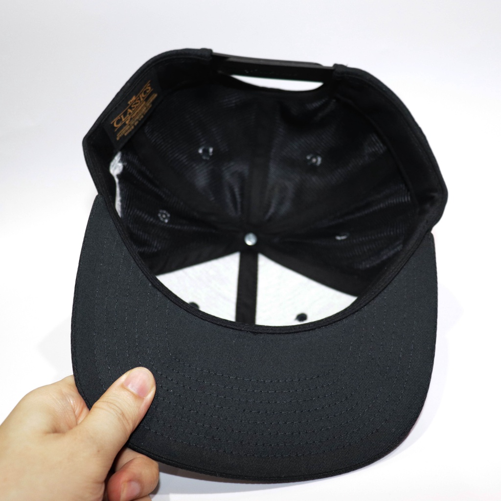 Mũ NHS Snapback Full Đen Soái Ca DGK001.
