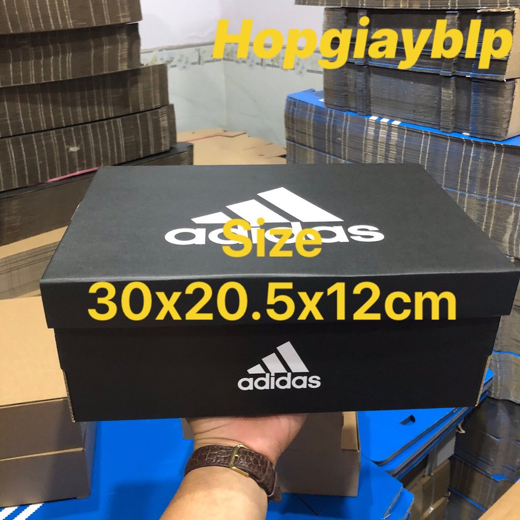 Hộp giày adidas size 30x20.5x12cm màu đen