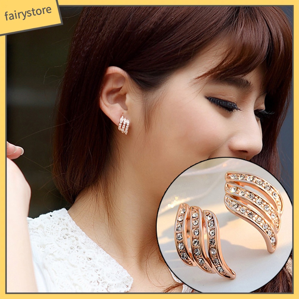 Khuyên Tai Nữ Trang Tạo Hình Độc Đáo