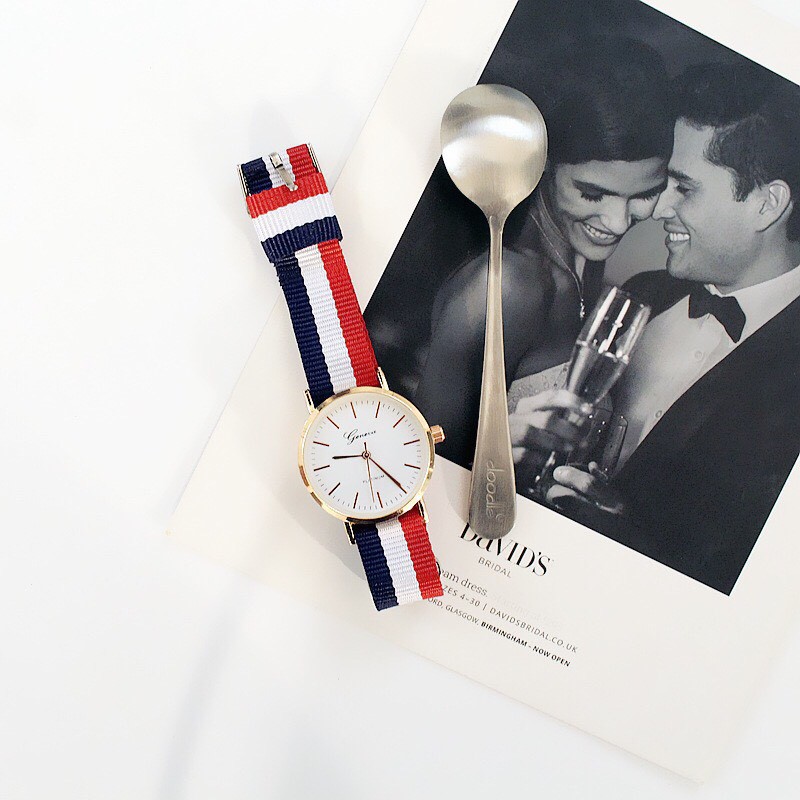 Đồng hồ thời trang nam nữ kẻ sọc dây dù cực đẹp D75 | BigBuy360 - bigbuy360.vn