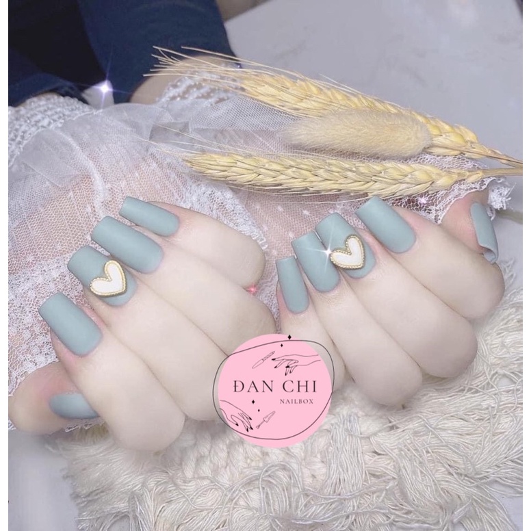 NailBox móng úp thiết kế sẵn Mẫu Xanh Đính Charm Trái Tim