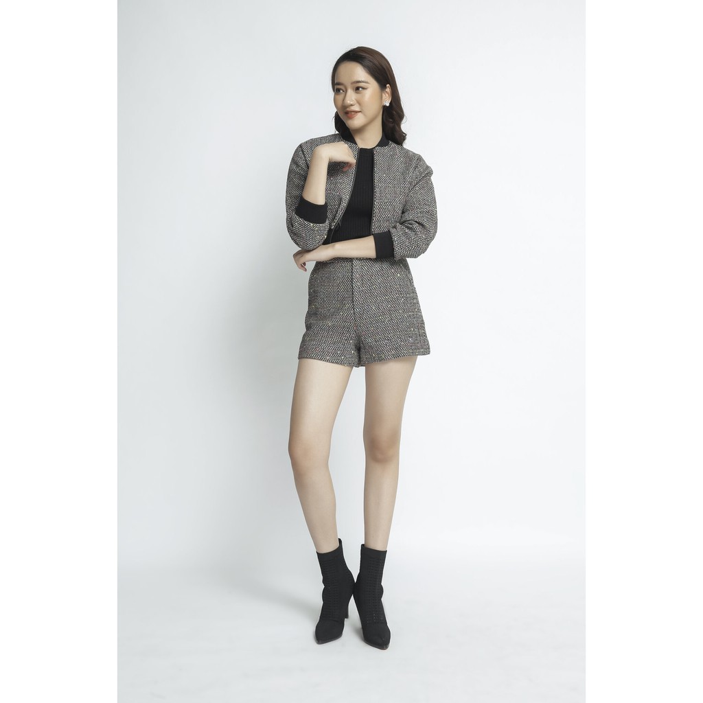 Áo khoác nữ dáng ngắn họa tiết kẻ IVY moda MS 70B6571 | BigBuy360 - bigbuy360.vn