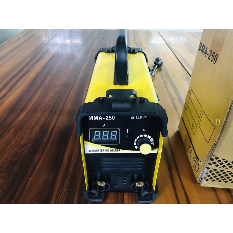 MÁY HÀN ĐIỆN TỬ BOSS 250 INVERTER THẾ HỆ MỚI 2020 NEW 100%