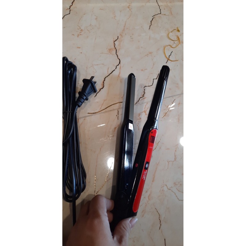 Máy kẹp tóc bảng nhỏ