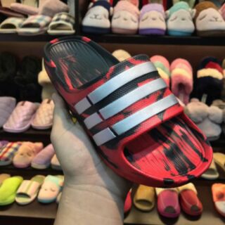 Dép đúc Adidas