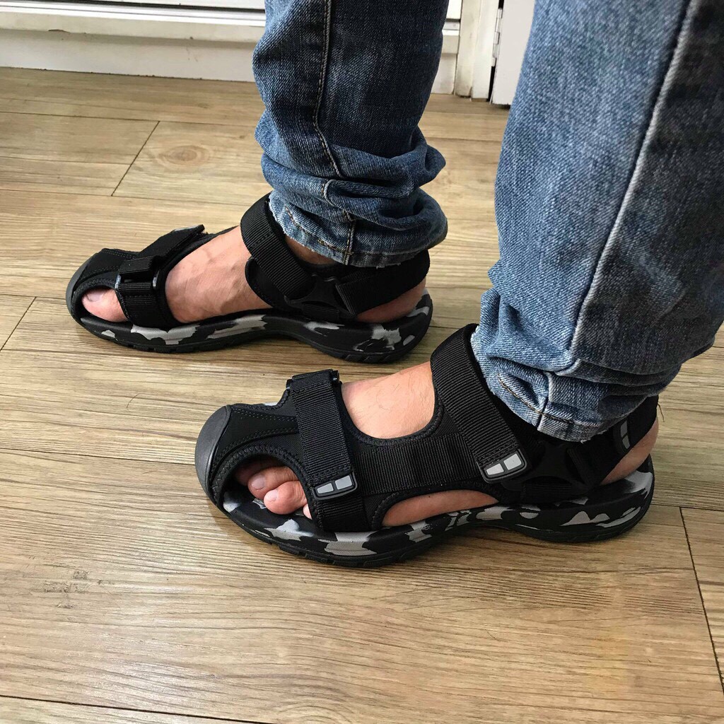Sandal Nam | Sandal Bít Mũi Nâng Niu Bàn Chân - Màu Đen