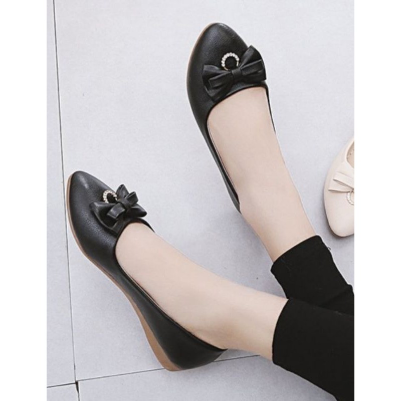 Giày búp bê nữ da mềm đế cao 2cm đen và kem