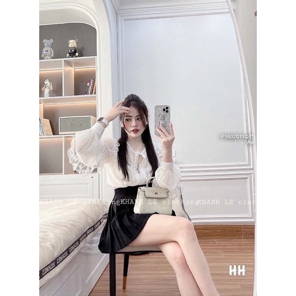 Áo sơ mi viền ren cổ trụ