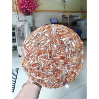 Bánh tráng ép cá cơm