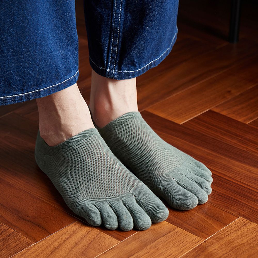 Vớ ngắn xỏ 5 ngón bằng cotton mềm mại màu trơn giữ ấm chân thoáng thoải mái dành cho cả nam và nữ