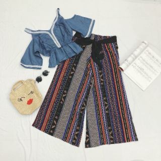 Set áo khoét vai quần thổ cẩm