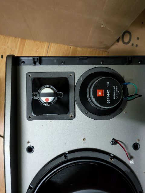 Loa JBL _ ki512 nhập