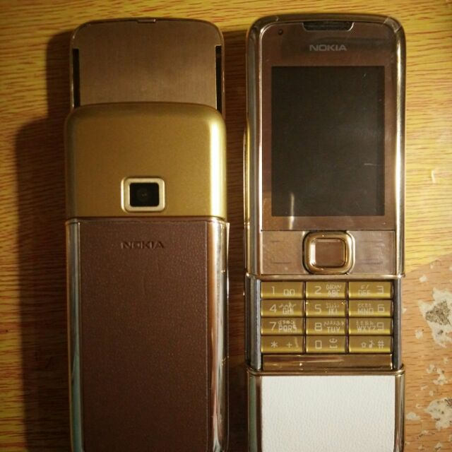 Điện thoại 8800 gold,phiên bản hồng công.giá 2200000đ