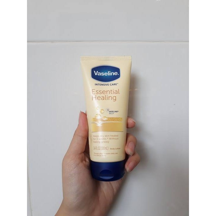 Lotion dưỡng thể VASELINE INTENSIVE CARE ESSENTIAL HEALING 100ml