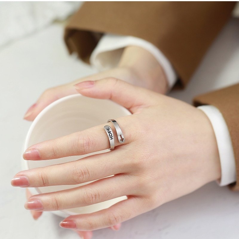 Nhẫn Nữ Cá Tính Khắc Chữ LOVE HOPE FAITH BLESSED Titan Ko Đen TT 4247