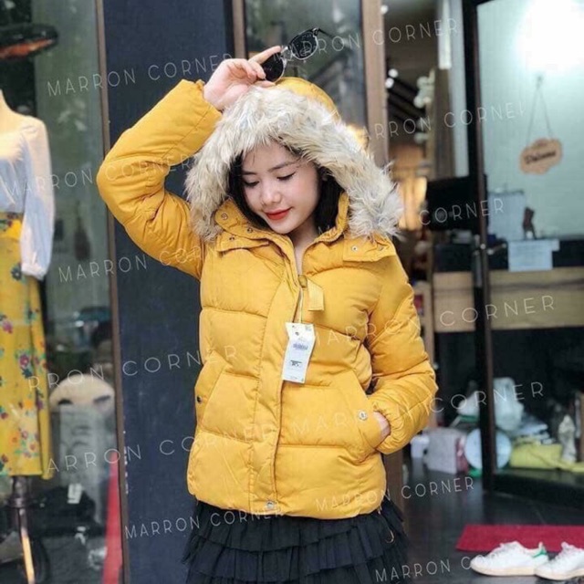 Áo parka size XS like new.