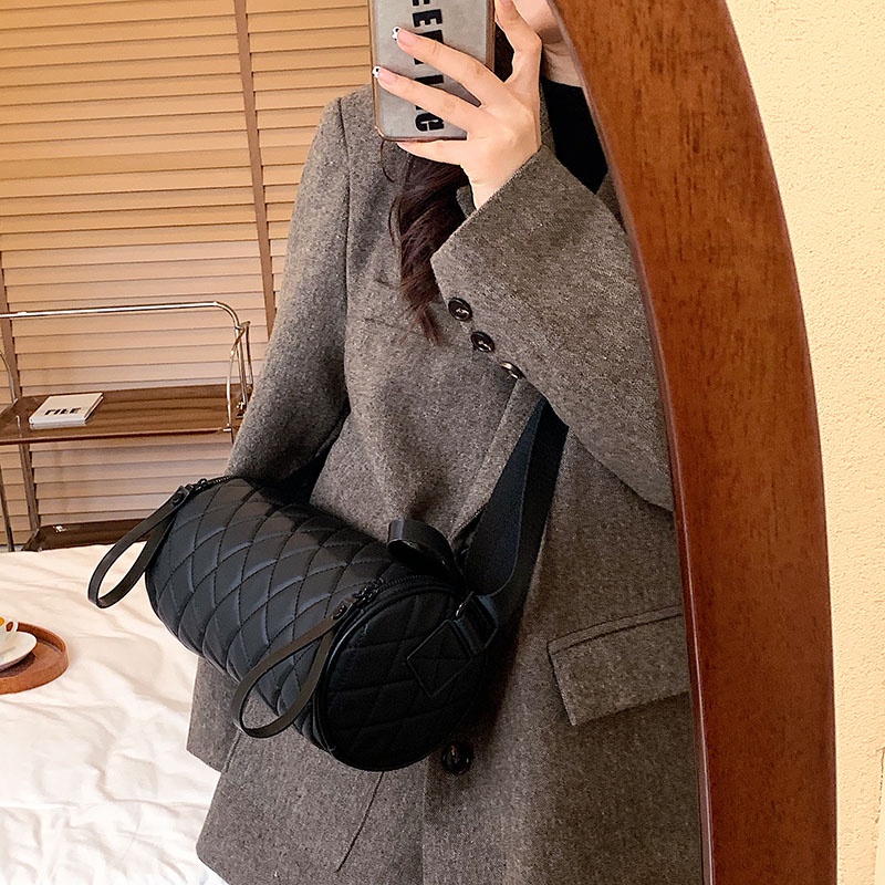 Túi Đeo Chéo Bằng Nylon Chống Nước Thời Trang Cho NữTúi dành cho những cô gái vui chơi... để đi làm và mua s ắm.