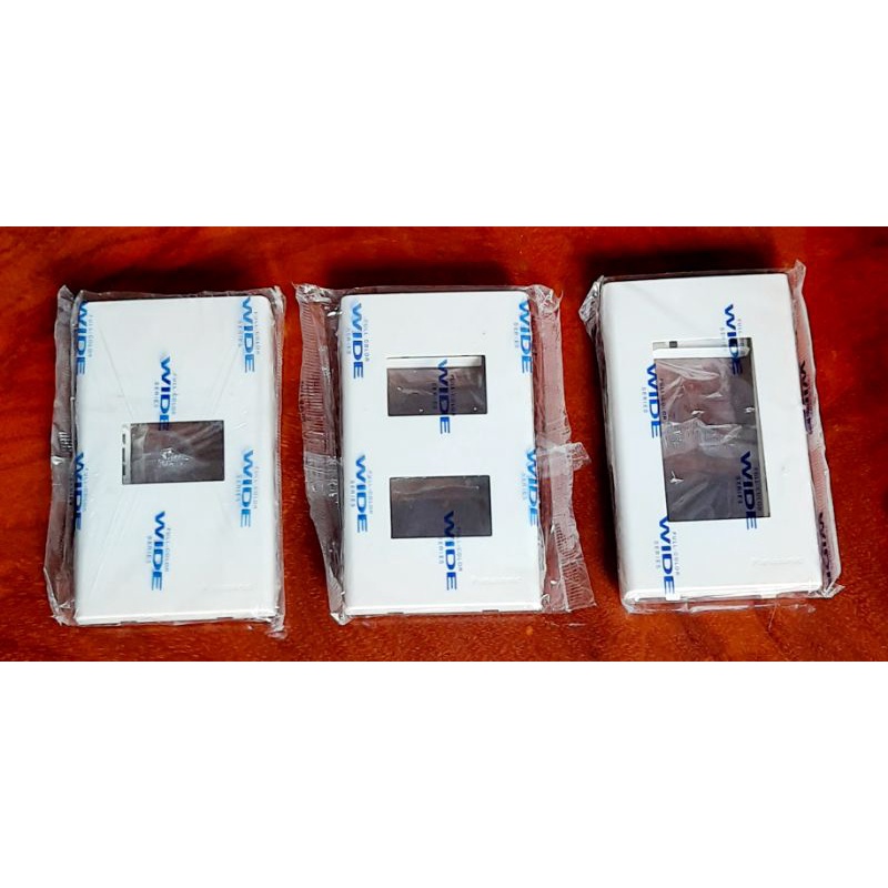 Mặt thiết bị Panasonic Wide Series