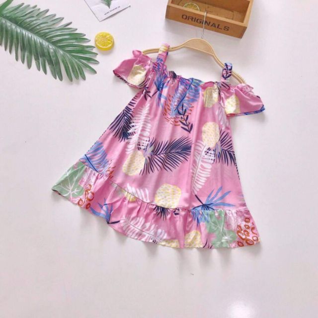 Váy lanh rớt vai