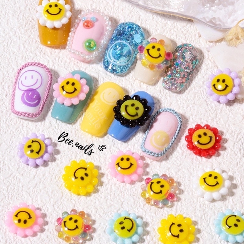 Set 10 charm hoa mặt cười mix màu
