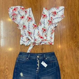 Áo croptop f21